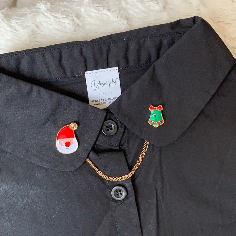 Festive Lapel Pins & Dickie